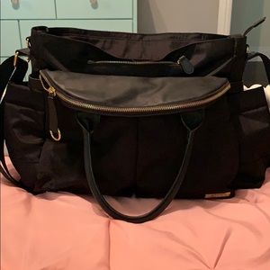 Skip hop Chelsea Downtown Chic diaper bag